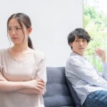 非公開: 彼氏が遊びに行くとイライラするのはなぜ?彼女側の心理と改善策