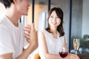 寂しいと言わせたい男・彼氏の心理とは?性格の特徴と対処法を解説