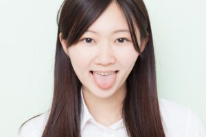 容姿をけなす人の心理と性格的特徴|内側に潜む強烈なコンプレックス